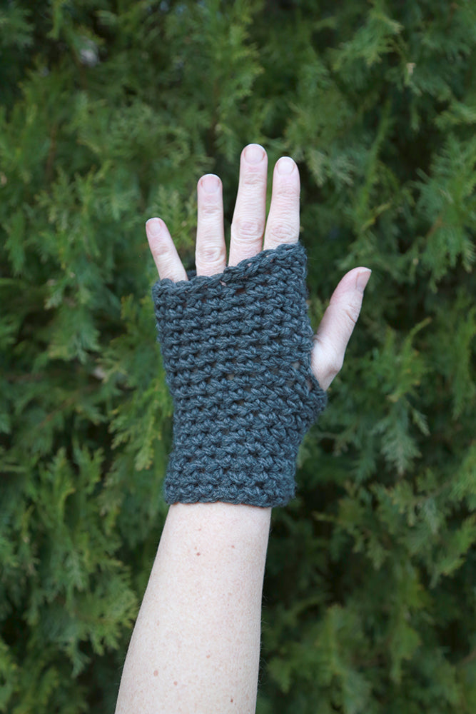 fingerless mitt kit